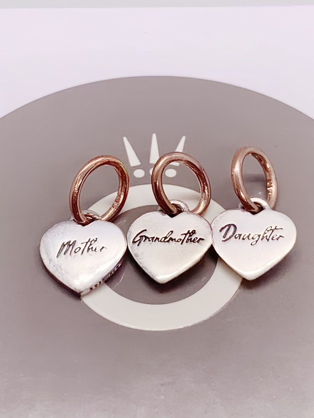 Pandora Two-tone Splittable Family Generation of Hearts Triple Dangle Charm